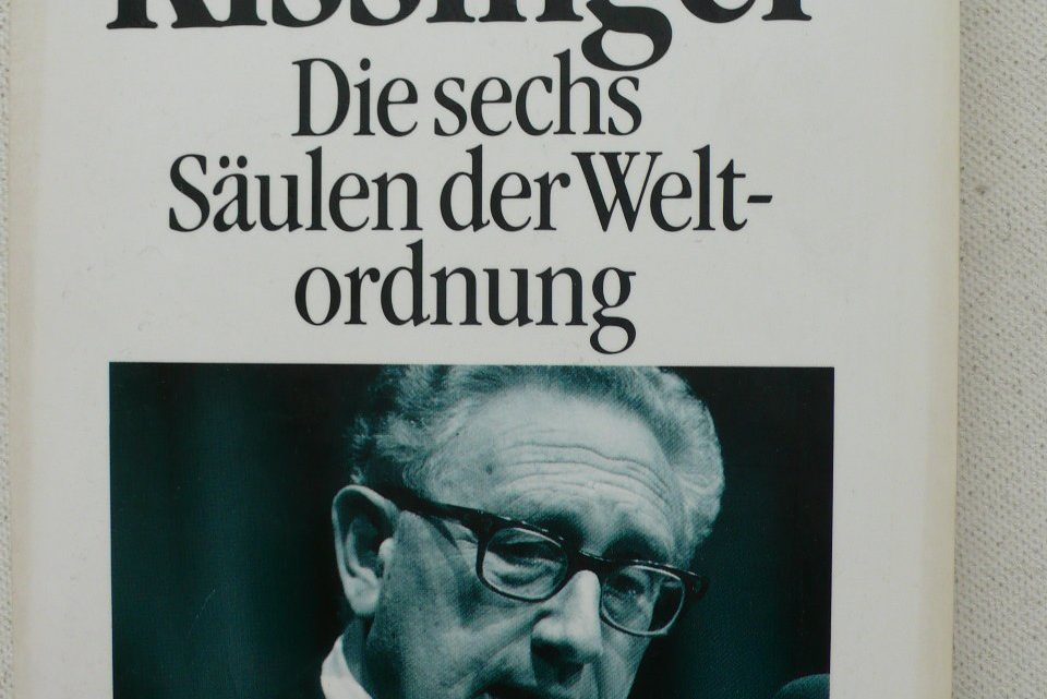 Henry Kissinger: KI – Waffen könnten unkontrollierbar werden