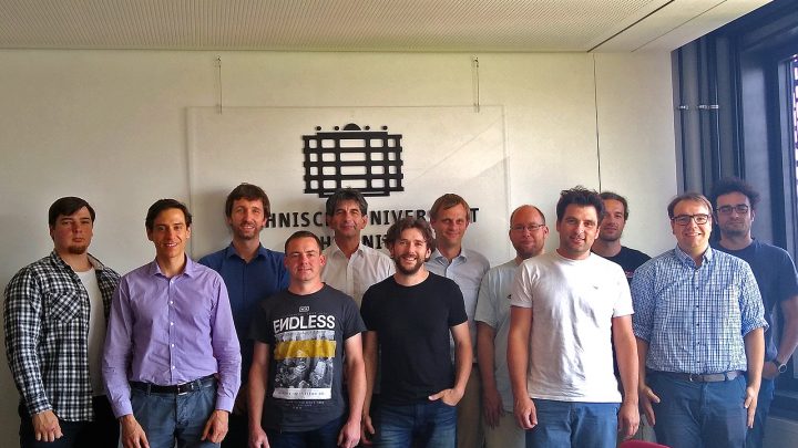 Sachsen: Wissenschaftsministerium fördert Forschungsprojekt zur KI-gestützten Pflege und Betreuung im Alter