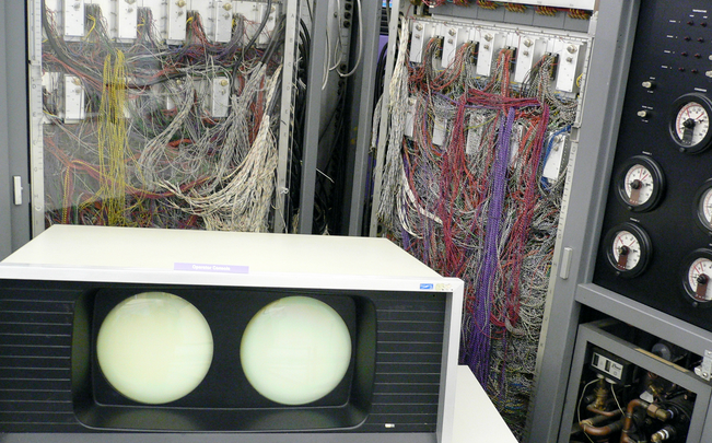 Machine Learning: Using MLOps tools and practices into production