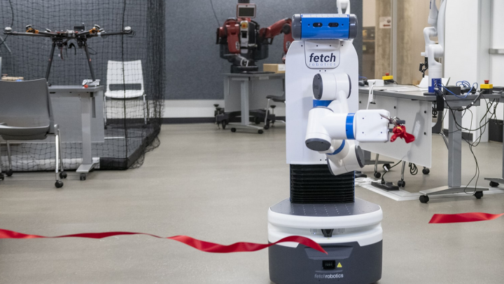 Carnegie Mellon Universitiy opened new robotics playground